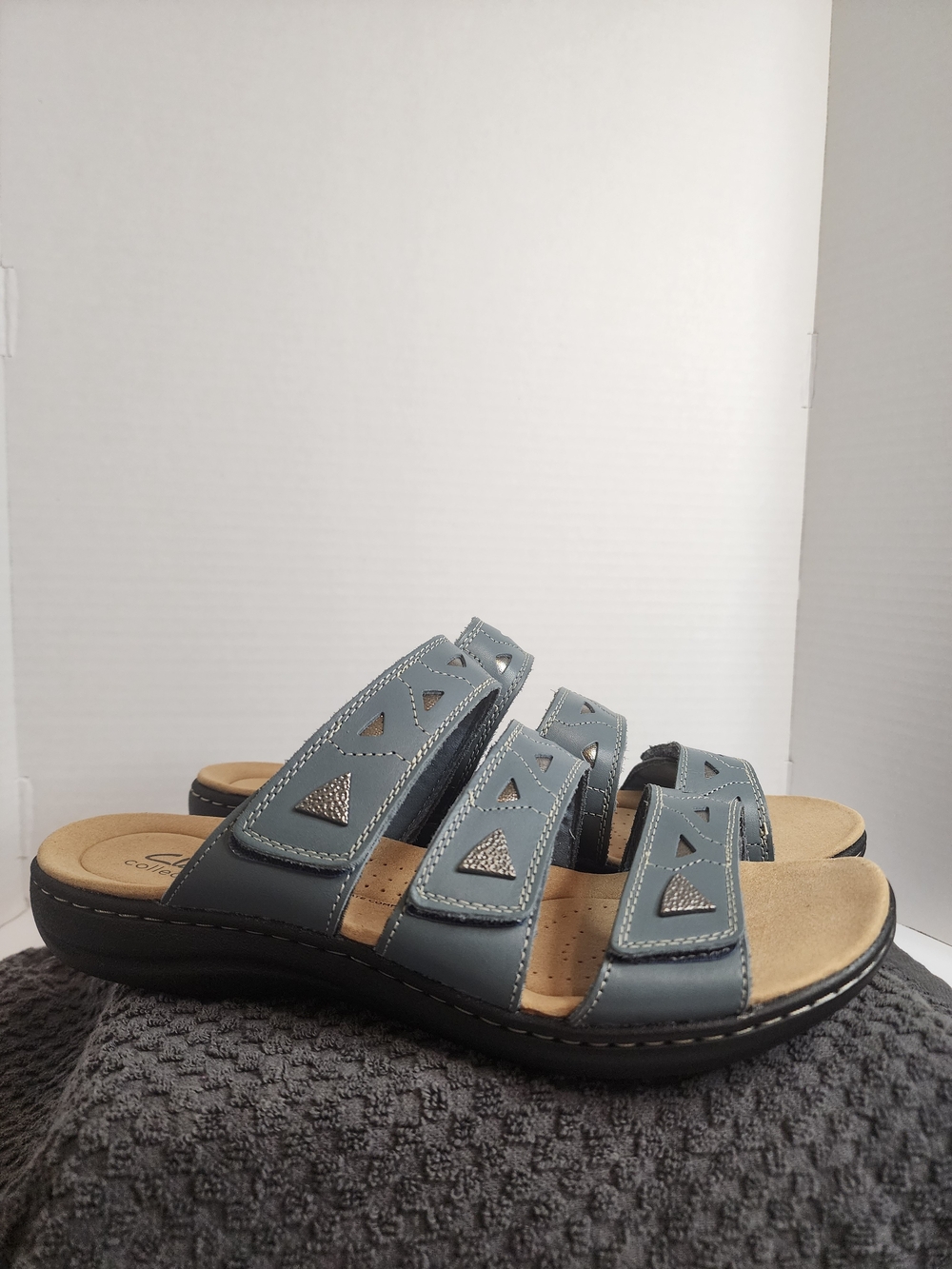 Clarks Blue Adjustable Strap Slide Sandals. NIB Women's Sz 12 Wide